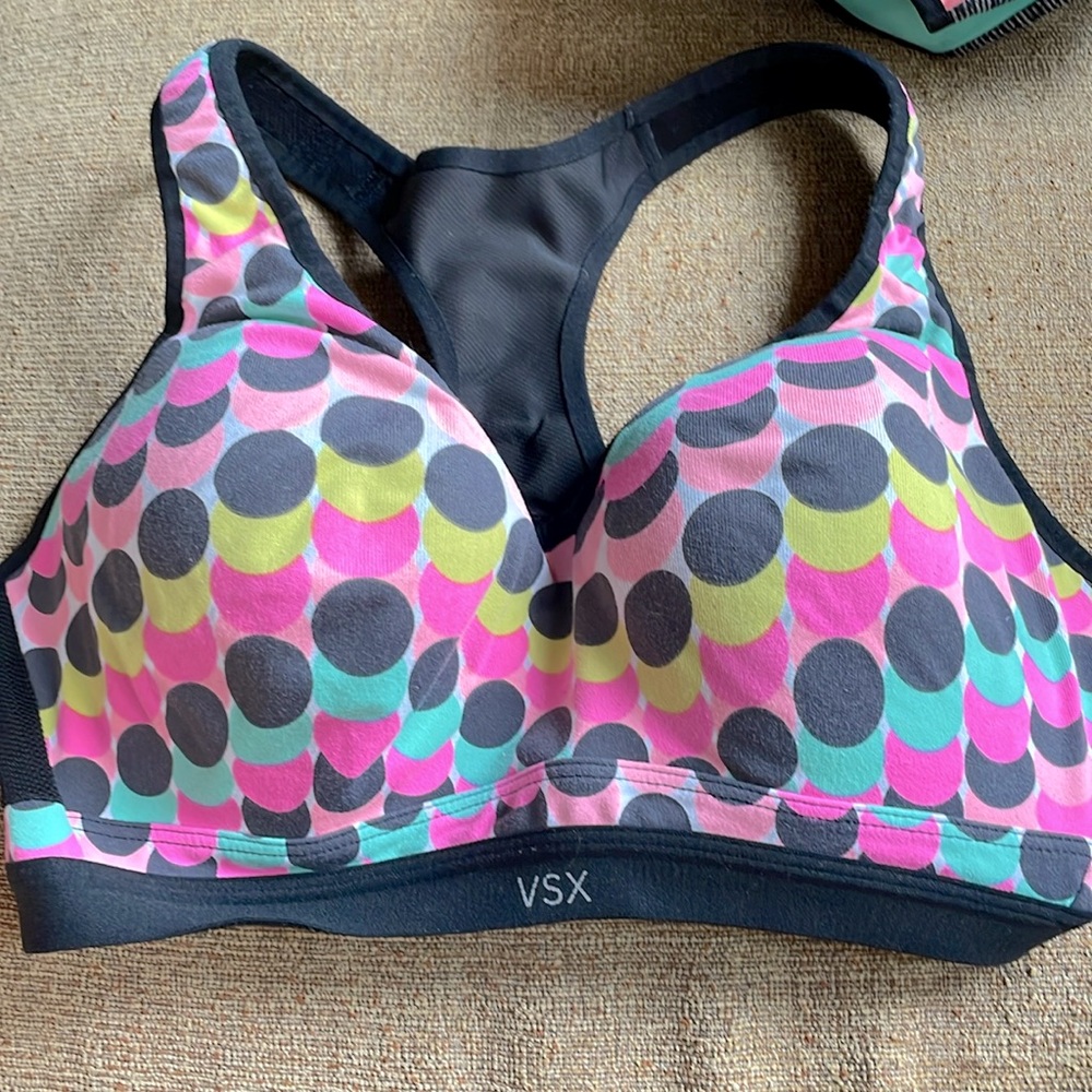 Victoria Secret’s X Sport full support bra! Multicolor, excellent condition